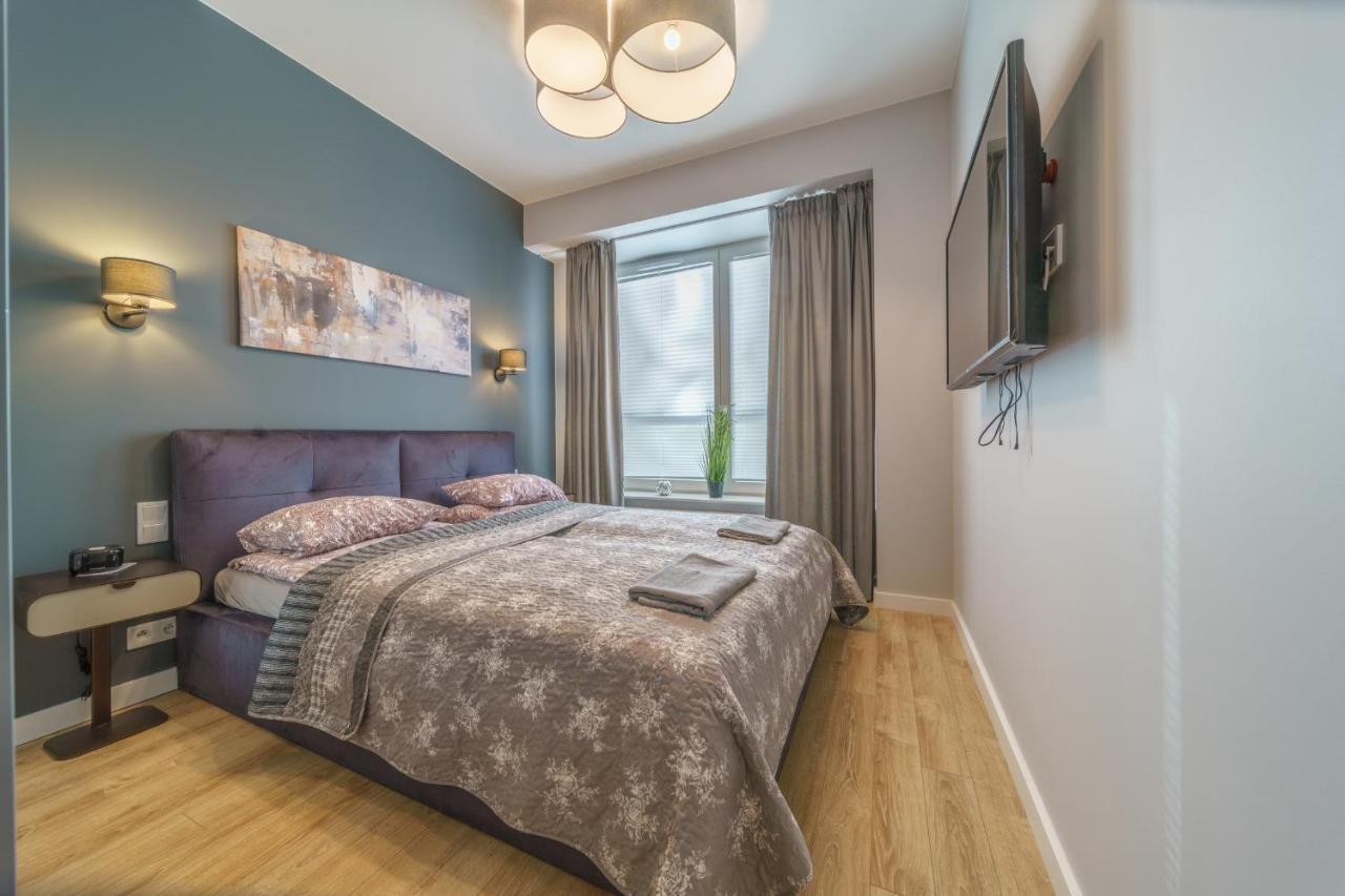Bright And Charming- Golden Apartments- City Center&S18 Βαρσοβία Εξωτερικό φωτογραφία