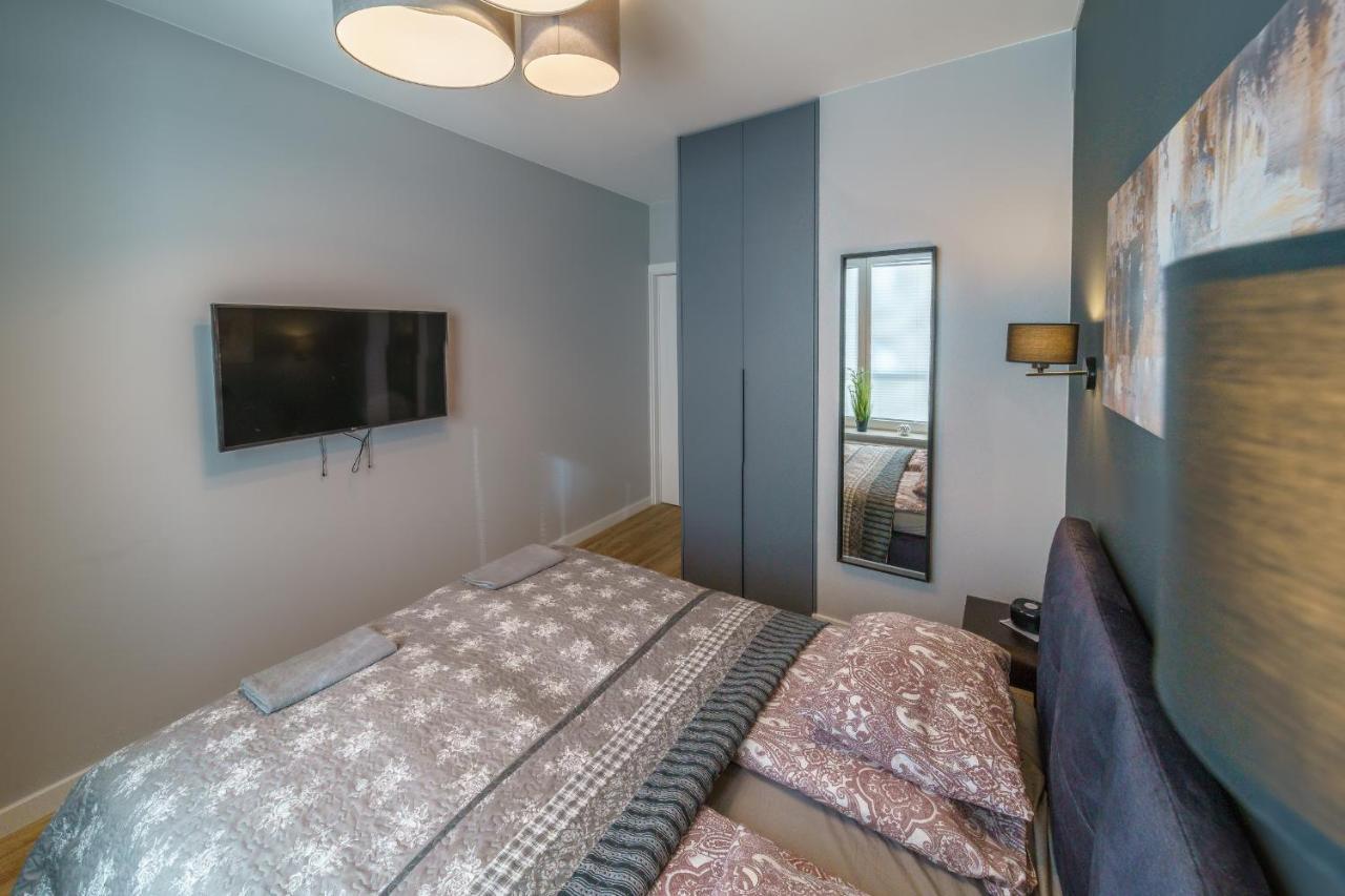 Bright And Charming- Golden Apartments- City Center&S18 Βαρσοβία Εξωτερικό φωτογραφία