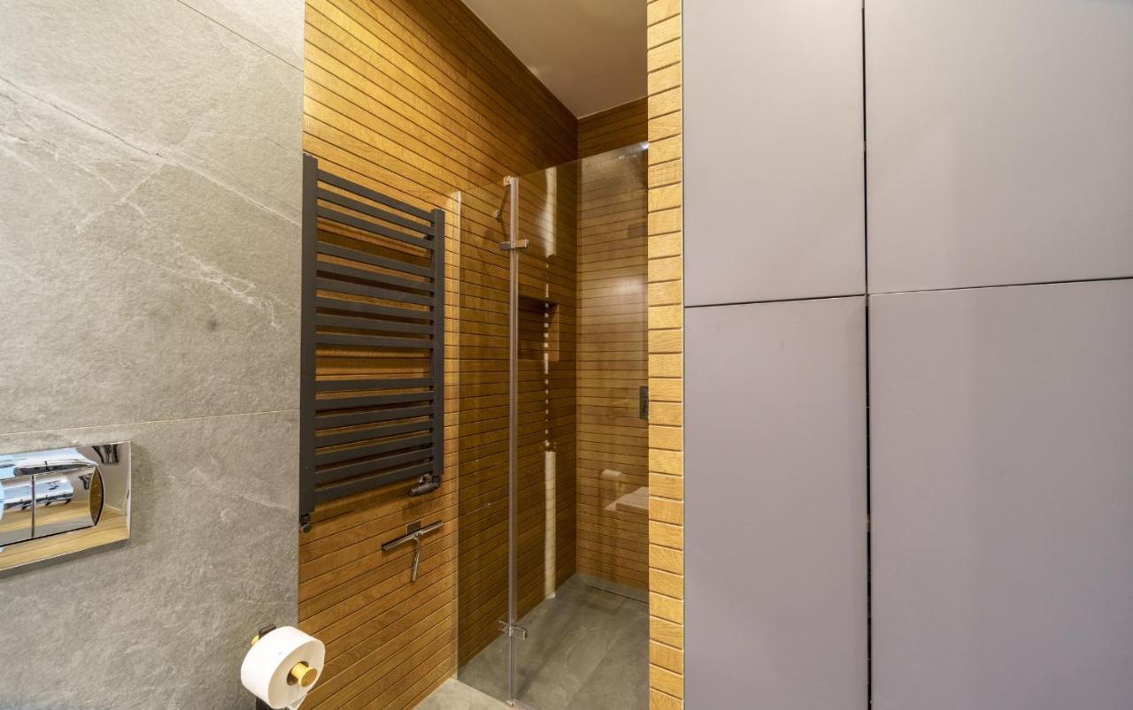 Bright And Charming- Golden Apartments- City Center&S18 Βαρσοβία Εξωτερικό φωτογραφία