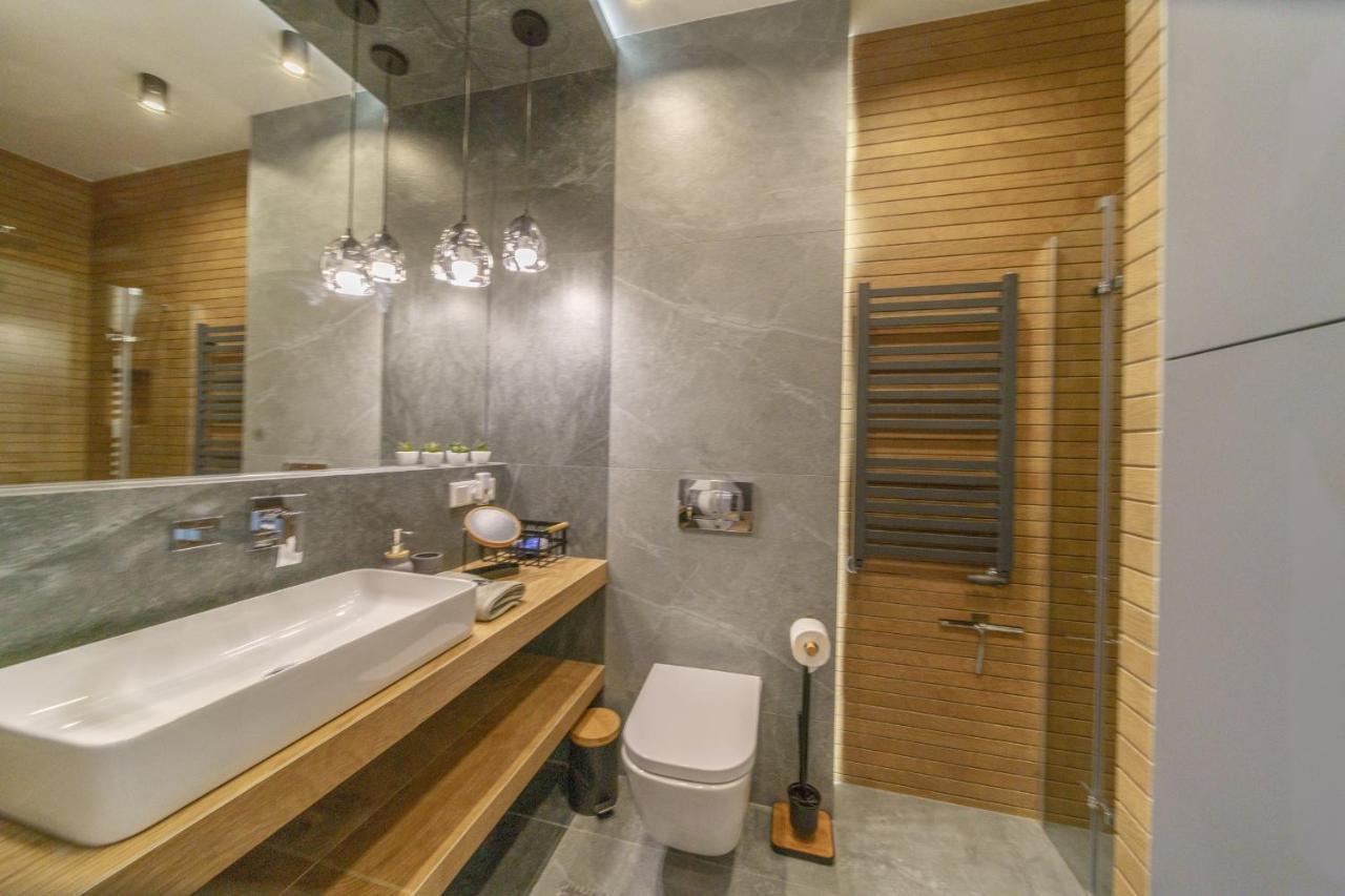 Bright And Charming- Golden Apartments- City Center&S18 Βαρσοβία Εξωτερικό φωτογραφία