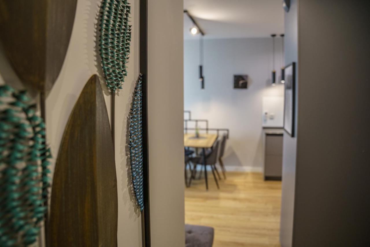 Bright And Charming- Golden Apartments- City Center&S18 Βαρσοβία Εξωτερικό φωτογραφία