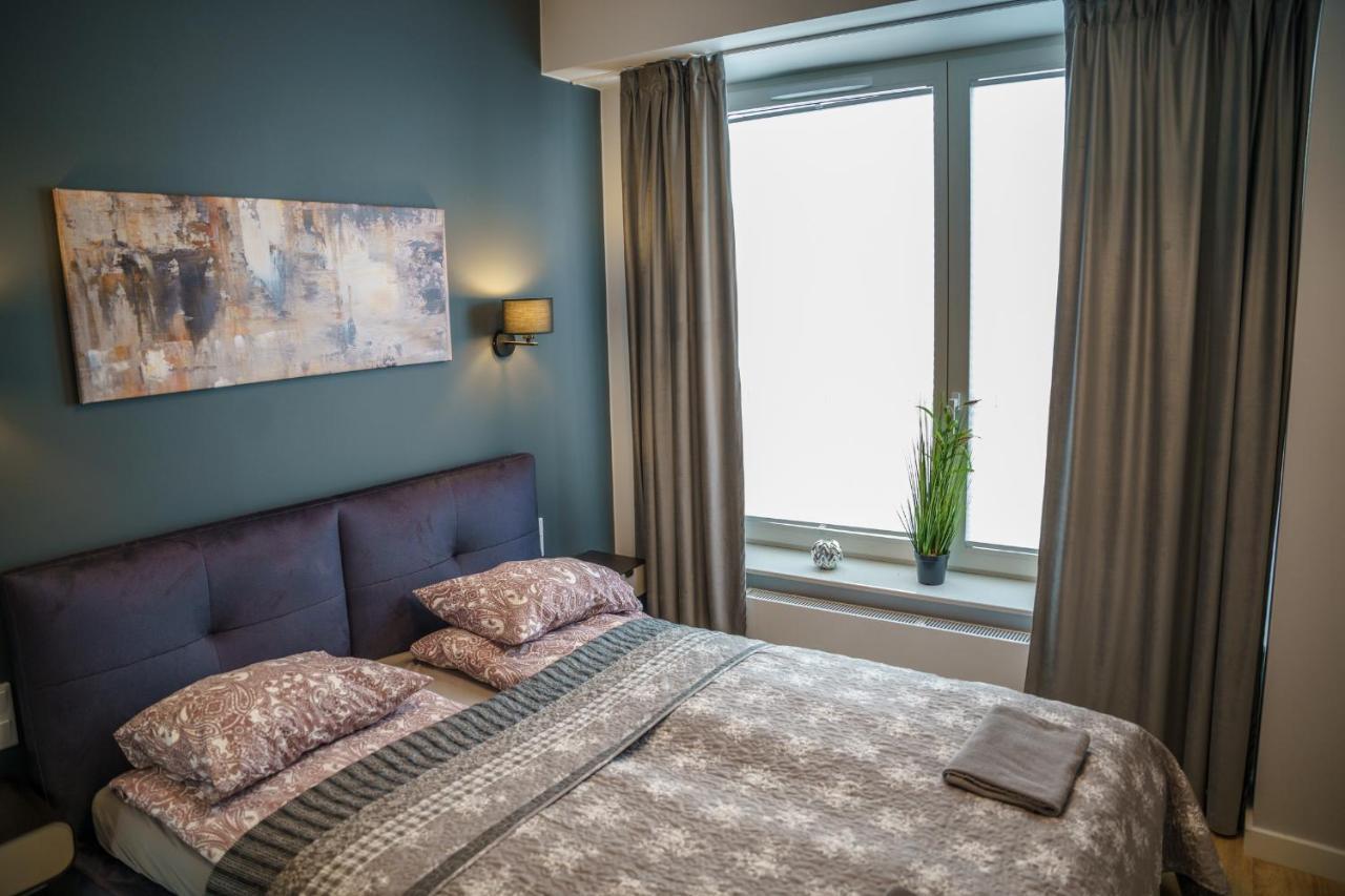 Bright And Charming- Golden Apartments- City Center&S18 Βαρσοβία Εξωτερικό φωτογραφία